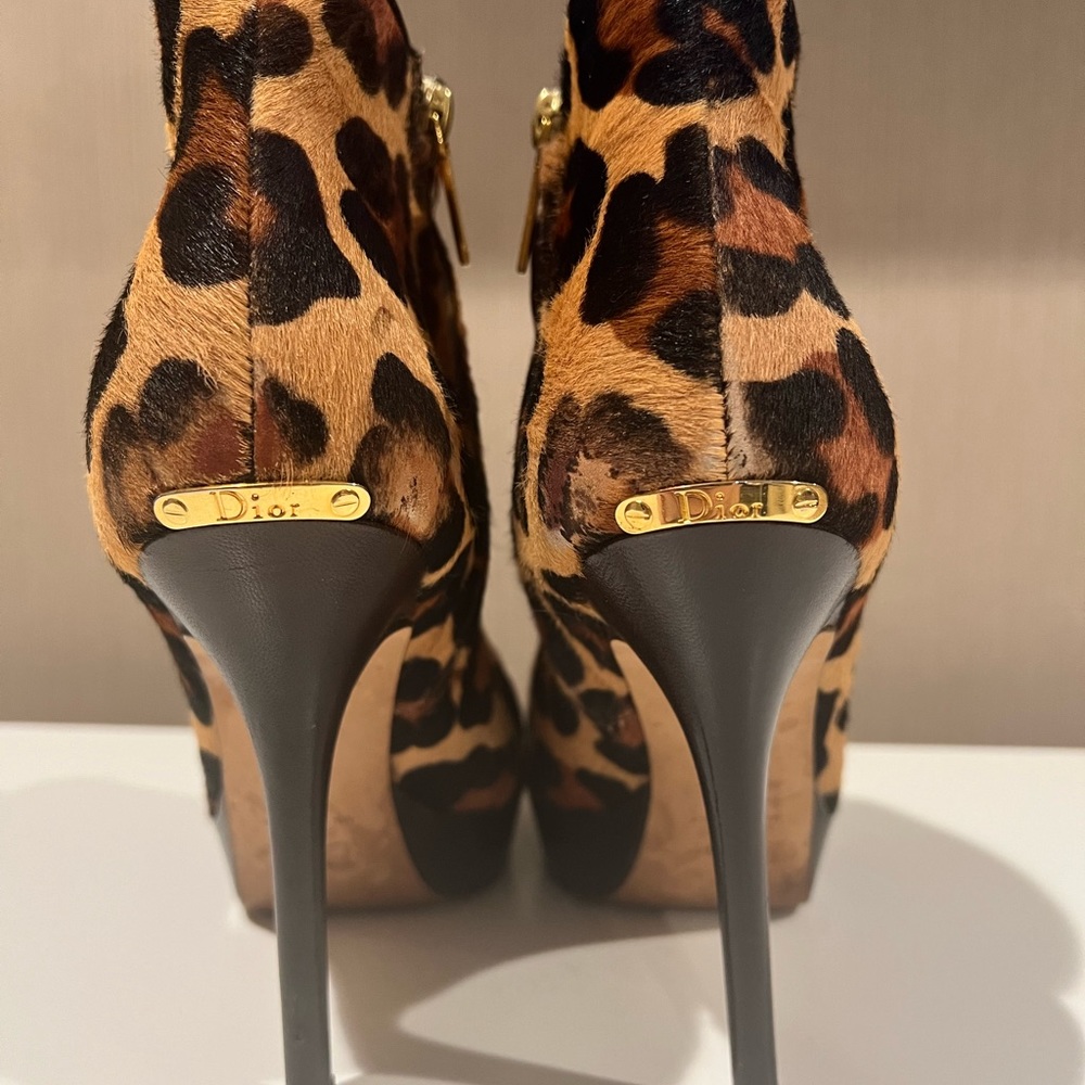 Christian Dior Leopard Booties - Picture 4 of 4